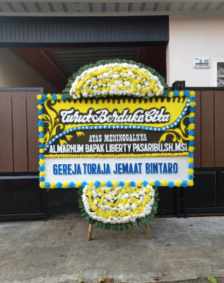 Papan Bunga Duka di Sungai Andai